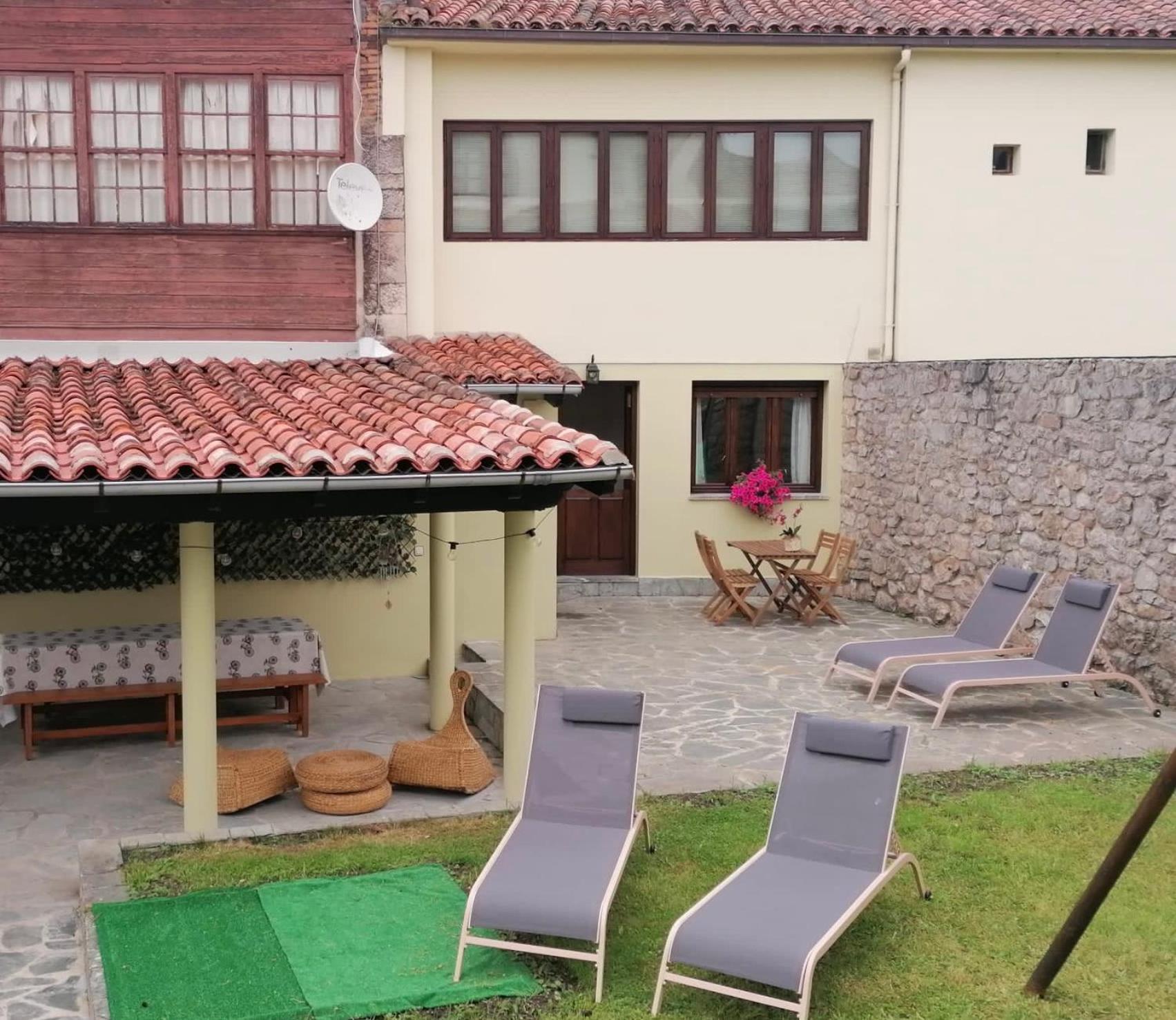 Villa El Jardín De Aleyda, Vv Vacacional Llanes Exterior foto